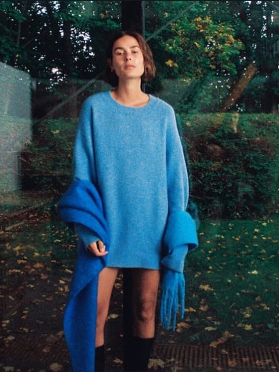 Zara Sweaters - NWT Zara Blue Oversized Crewneck Sweater, size small